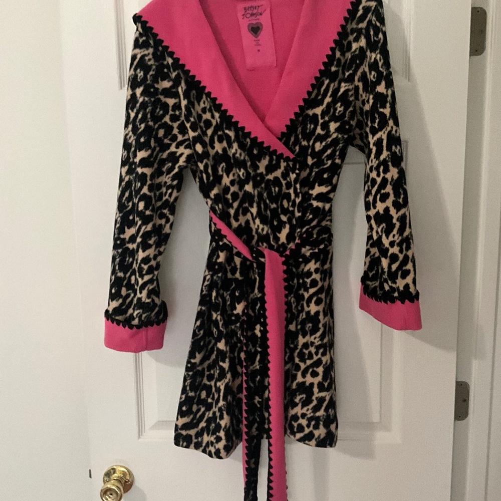Betsey johnson leopard  robe housecoat